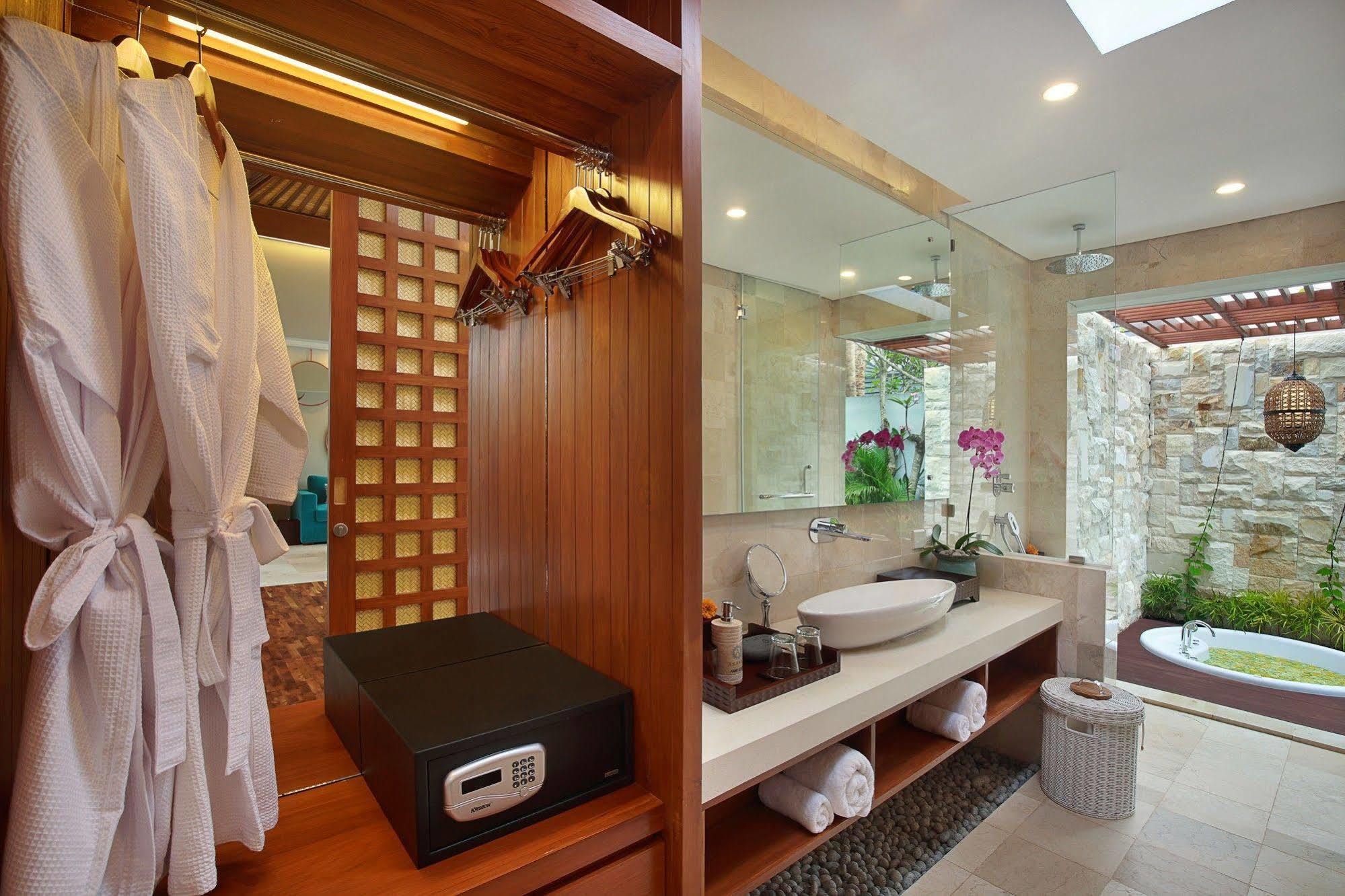 Aksari Villa Seminyak  Ngoại thất bức ảnh
